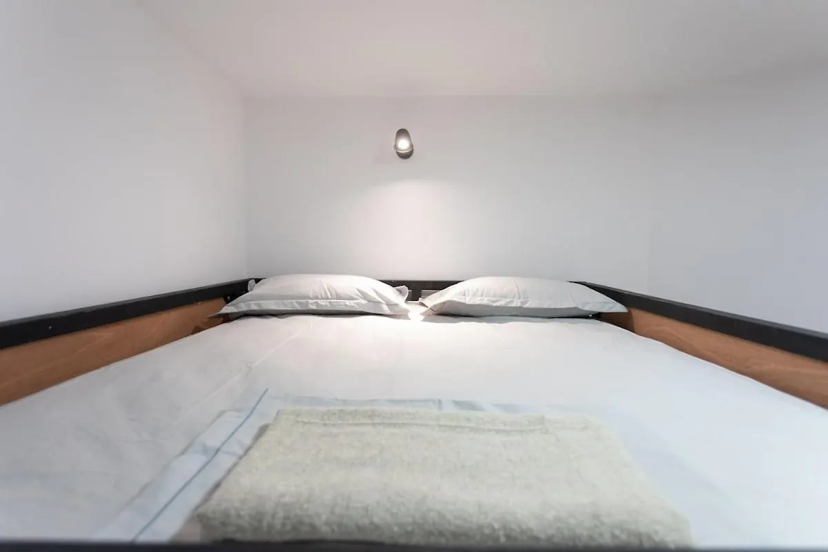 Brand New Apartment Close To The Beach Ap 3 Sarandë